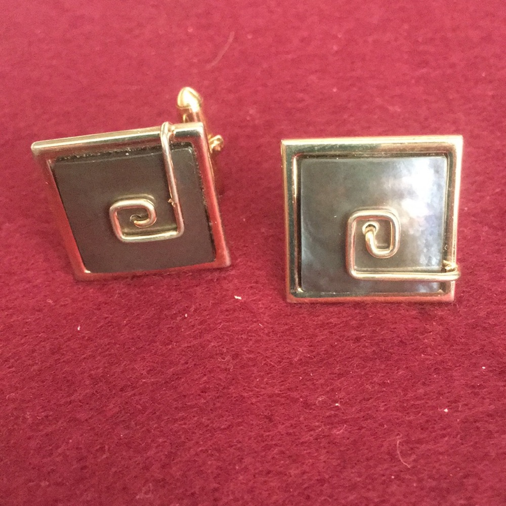 Vintage Swank cuff links-goldtone w/abalone